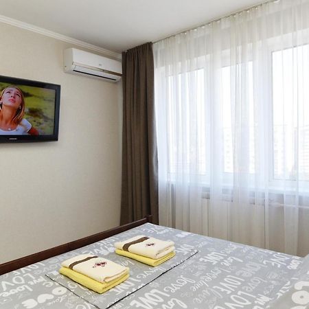 Apartament On Vasylia Lypkivskoho 24 Kiev Exterior foto