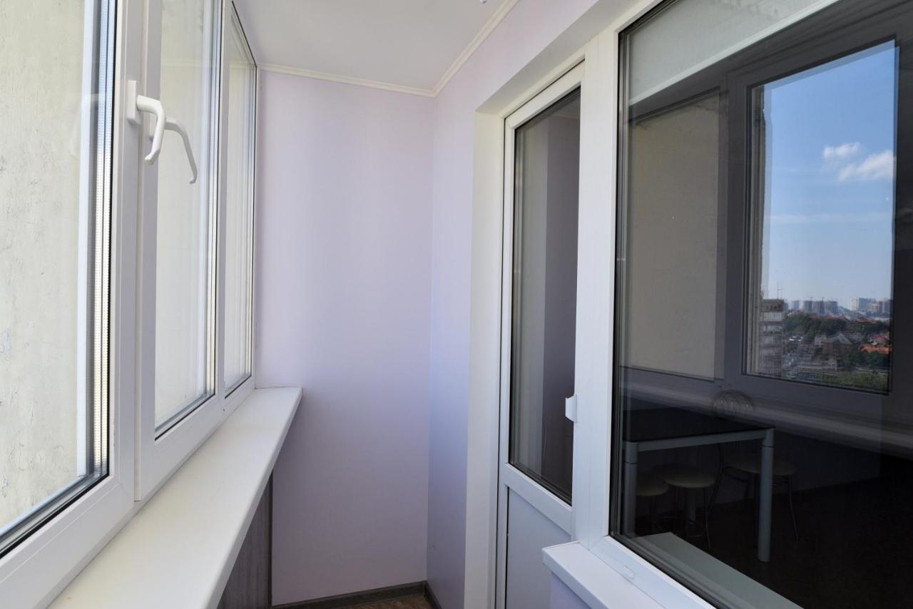 Apartament On Vasylia Lypkivskoho 24 Kiev Exterior foto